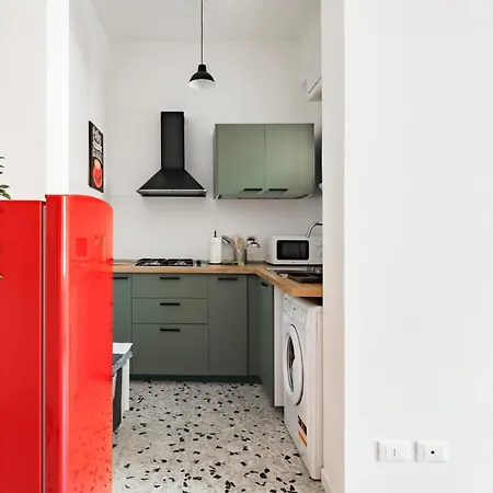 San Jacopino Roomy Flat With Balconies شقة