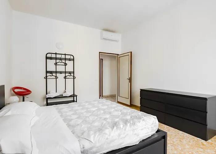 San Jacopino Roomy Flat With Balconies Apartament Florencja
